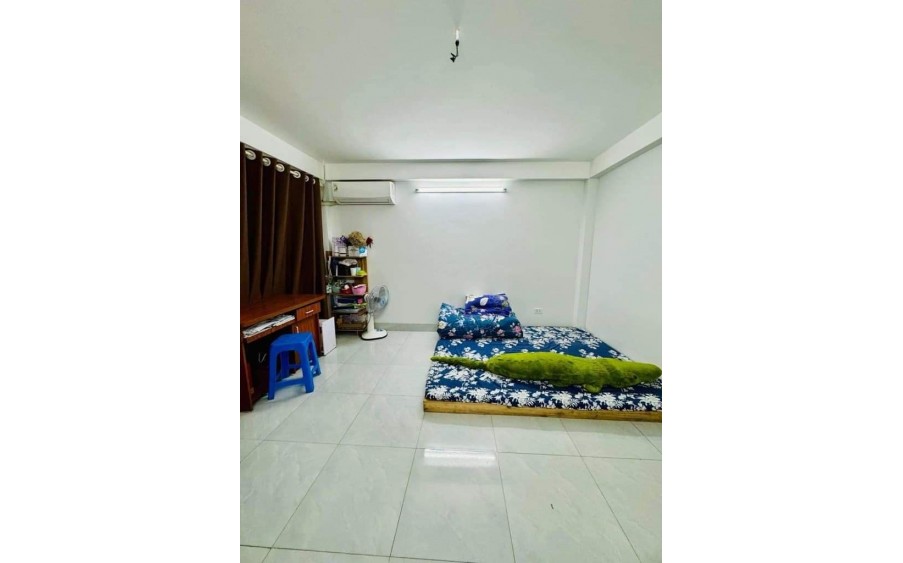 Cho thuê nhà riêng nguyên căn Trương Định, 30m2 ×5 Tầng - 3pn giá 12,5 triệu